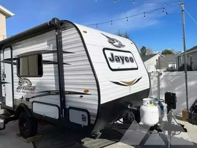 2018 Jayco slx baja jayflight 145rb — used overland trailer for sale in Riverton, UT (photo 2) — photo 2