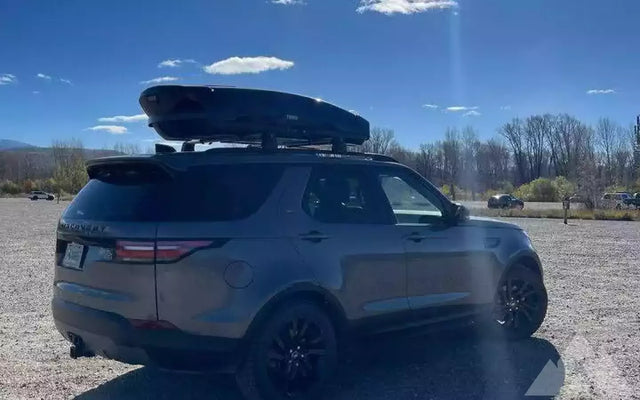 2018 Land Rover Discovery — photo 2