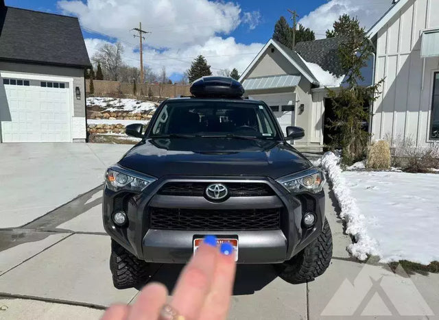 2018 Toyota 4Runner — photo 2
