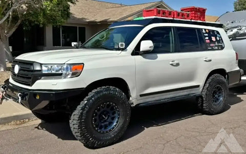 2018 Toyota Land Cruiser