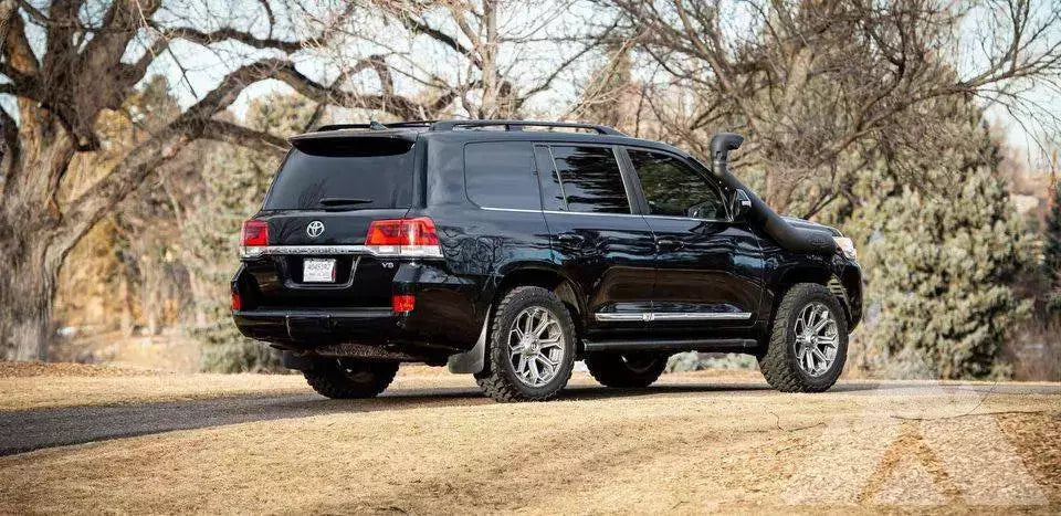 2018 Toyota Land Cruiser — used overland rig for sale in Denver, CO (photo 4) — photo 4