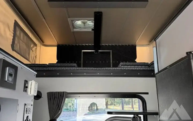2019 Four Wheel Campers Hawk Slide-In Camper — used for sale in Flagstaff, AZ (photo 5) — photo 5