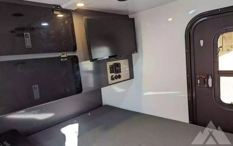 2019 Off Grid Trailers expedition 2.0 — used overland trailer for sale in Erie, CO (photo 4)