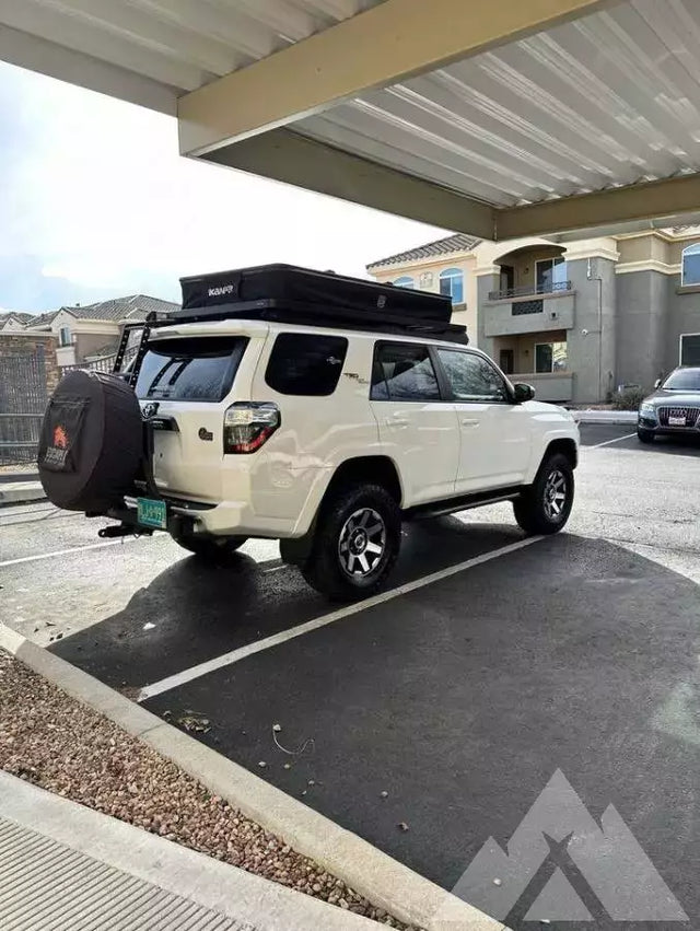 2019 Toyota 4Runner — photo 2
