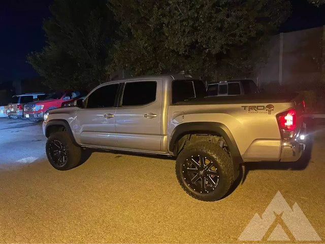 2019 Toyota Tacoma — photo 2
