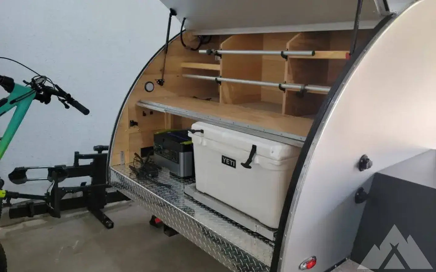 2020 Colorado Canyonland pinnacle — used overland trailer for sale in Broomfield, CO (photo 3)