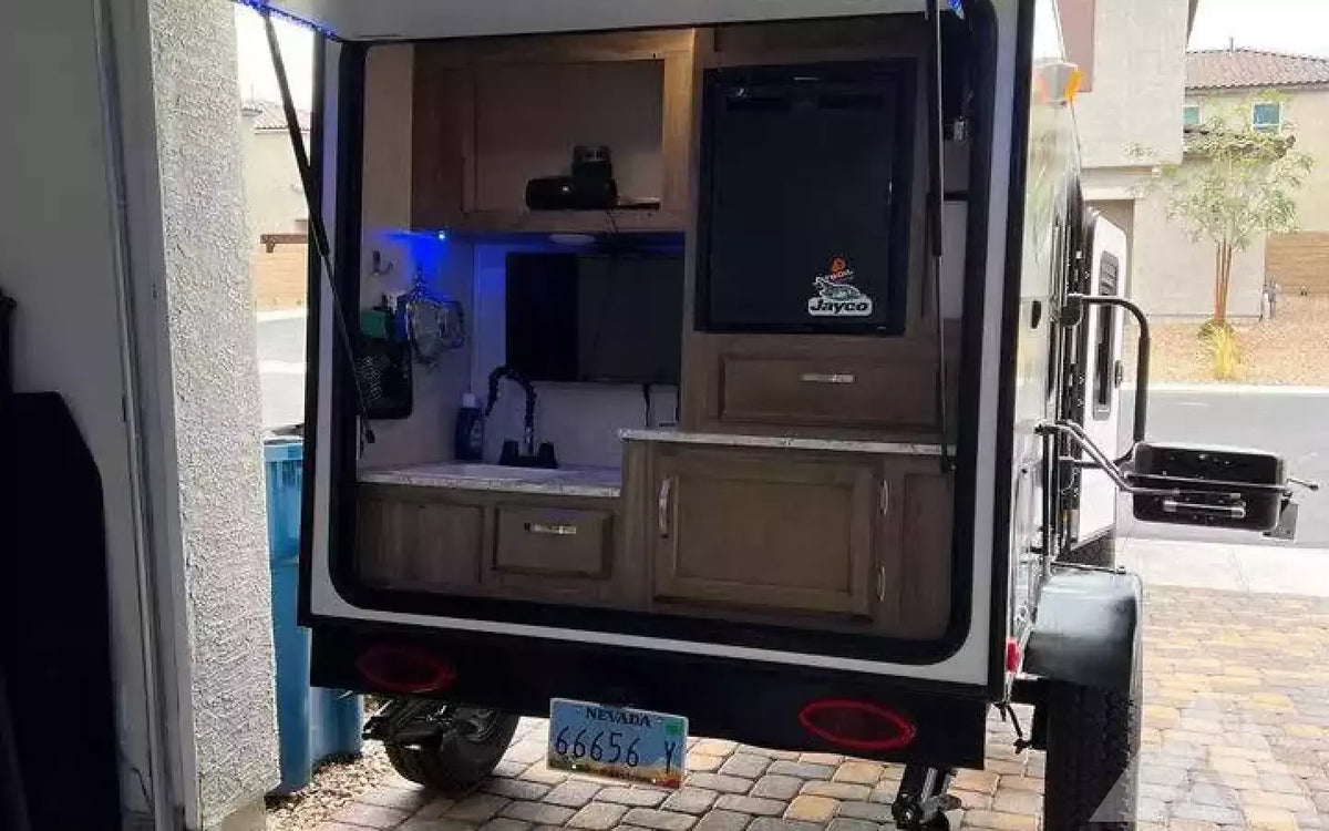 2020 Jayco hummingbird 10rk — used overland trailer for sale in Las Vegas, NV (photo 4) — photo 4