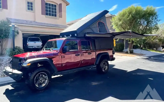 2021 Jeep Gladiator — photo 2