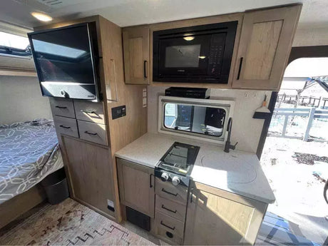 2022 Black Series 171fb — used overland trailer for sale in Littleton, CO (photo 3)