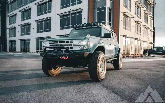 2022 Ford Bronco — photo 2