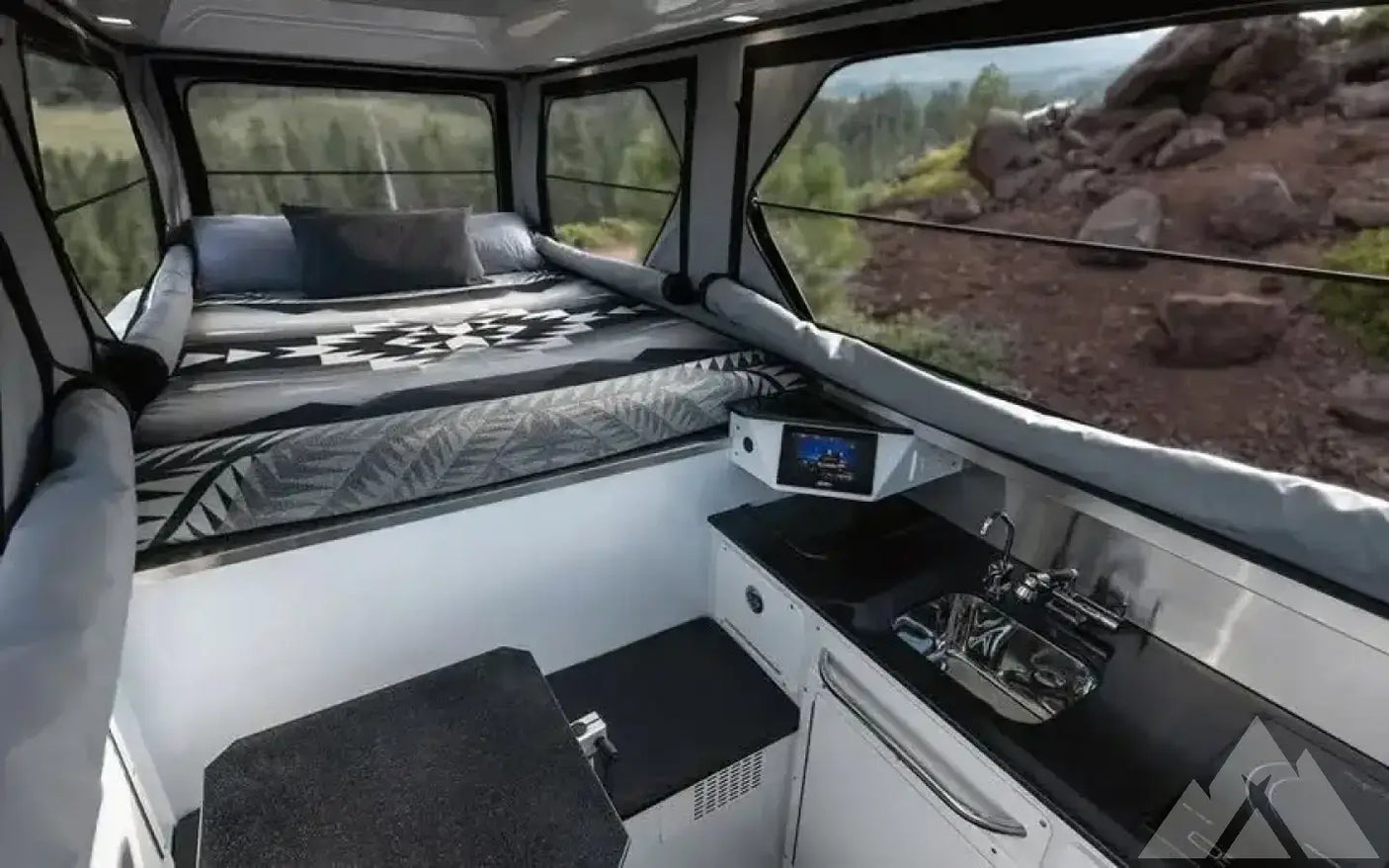 2022 Gmc Gmc 3500 Pickup — used overland rig for sale in Phoenix, AZ (photo 4)