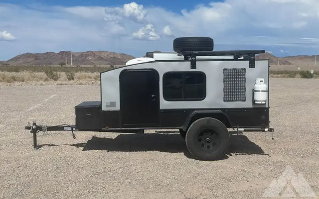 2022 Hiker Trailer mid range xl 5x10 — photo 2