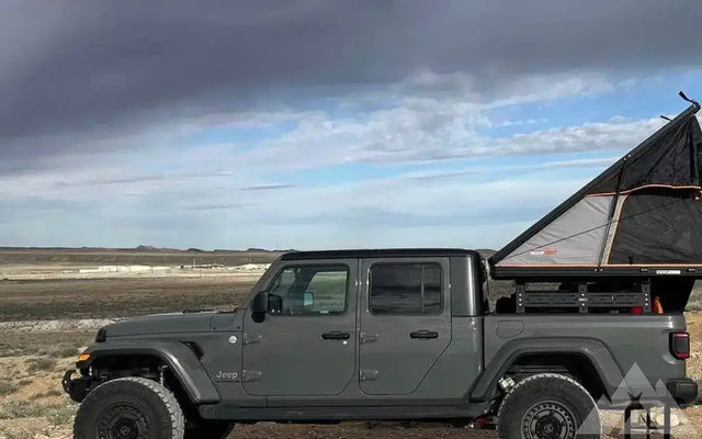 2022 Jeep Gladiator — photo 2