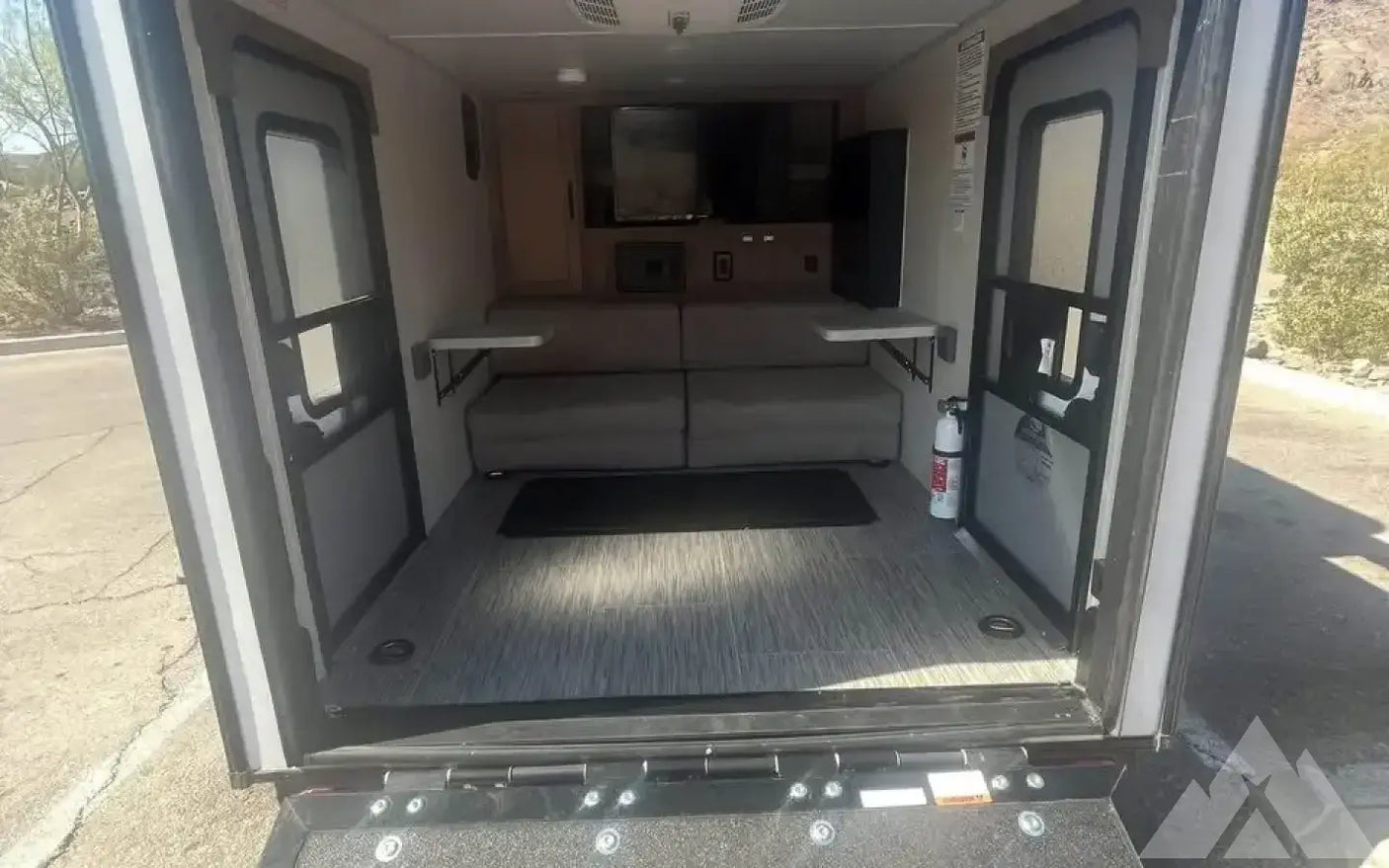 2022 NO BO 10.6 — used overland trailer for sale in Lake Havasu City, AZ (photo 4)