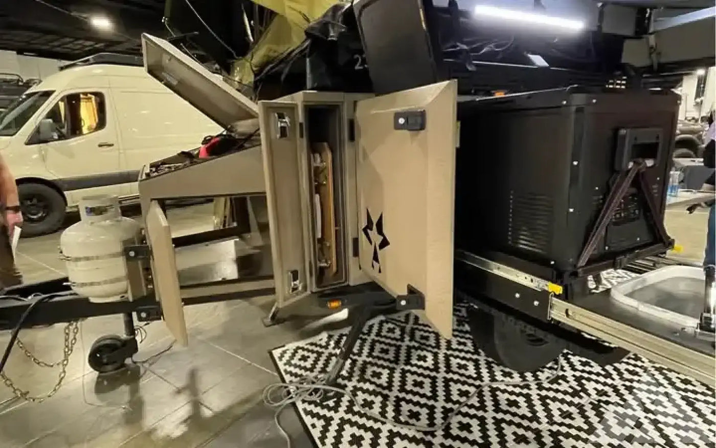 2023 Lobo adventure trailer — used overland trailer for sale in Loveland, CO (photo 3) — photo 3