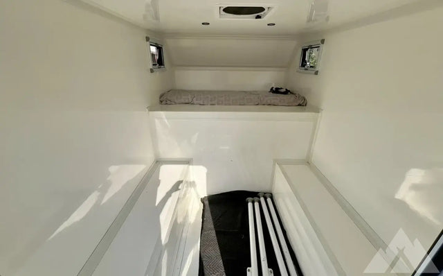 2024 Total Composites 6.5' Truck Camper — photo 3