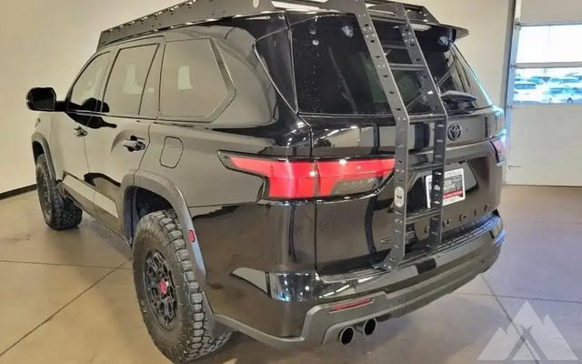 2024 Toyota Sequoia — photo 3