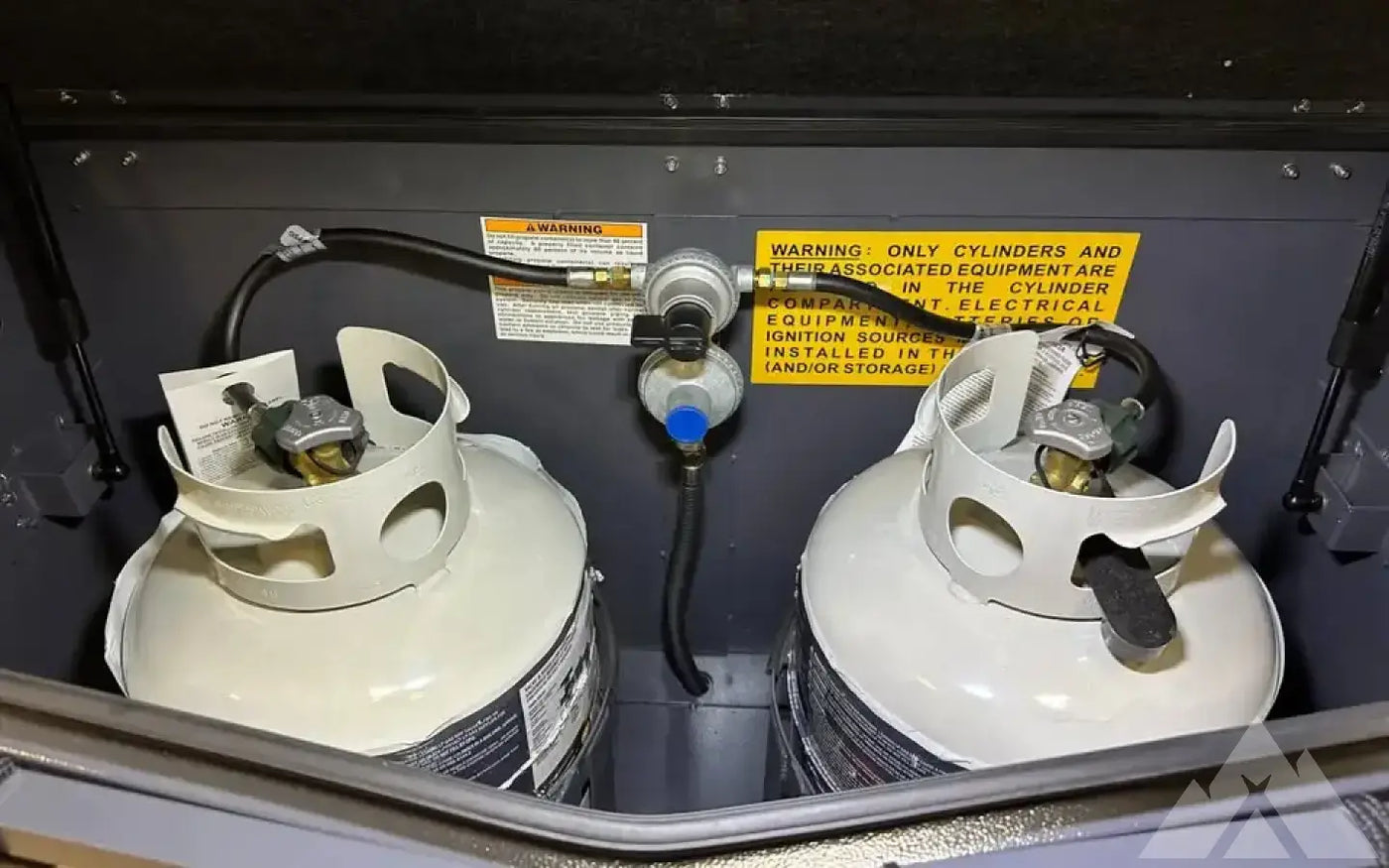 2026 Opus Off Road Air op4 limited edition — new overland trailer for sale in Las Vegas, NV (photo 4) — photo 4