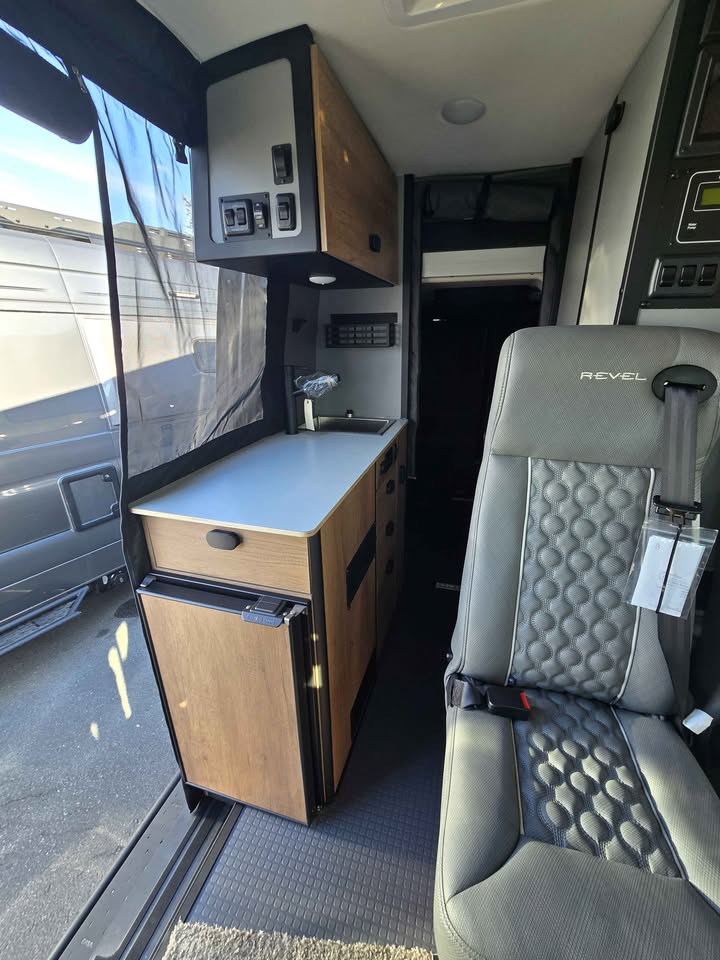 2026 Winnebago revel 44e in Boise, ID (photo 6) — photo 6