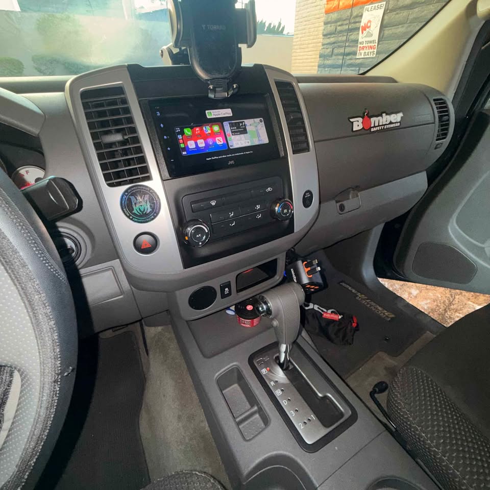 2016 Nissan Frontier Desser Runner Crew Cab in San Diego, CA (photo 8) — photo 8