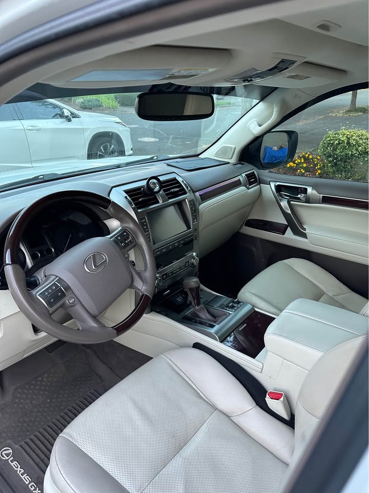 2019 Lexus GX · GX 460 Sport Utility 4D in Gresham, OR (photo 5) — photo 5