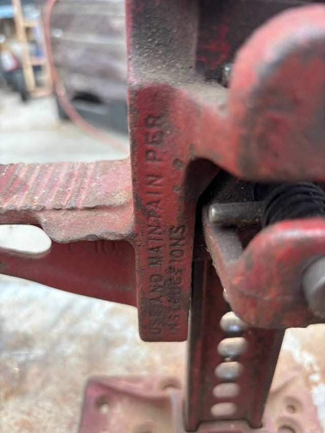 HI LIFT JACK — photo 2