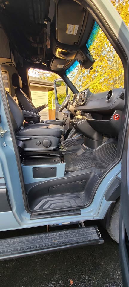 2020 Mercedes Winnebago Revel 44E with tons of UPGRADES in Coeur D'Alene, ID (photo 4) — photo 4