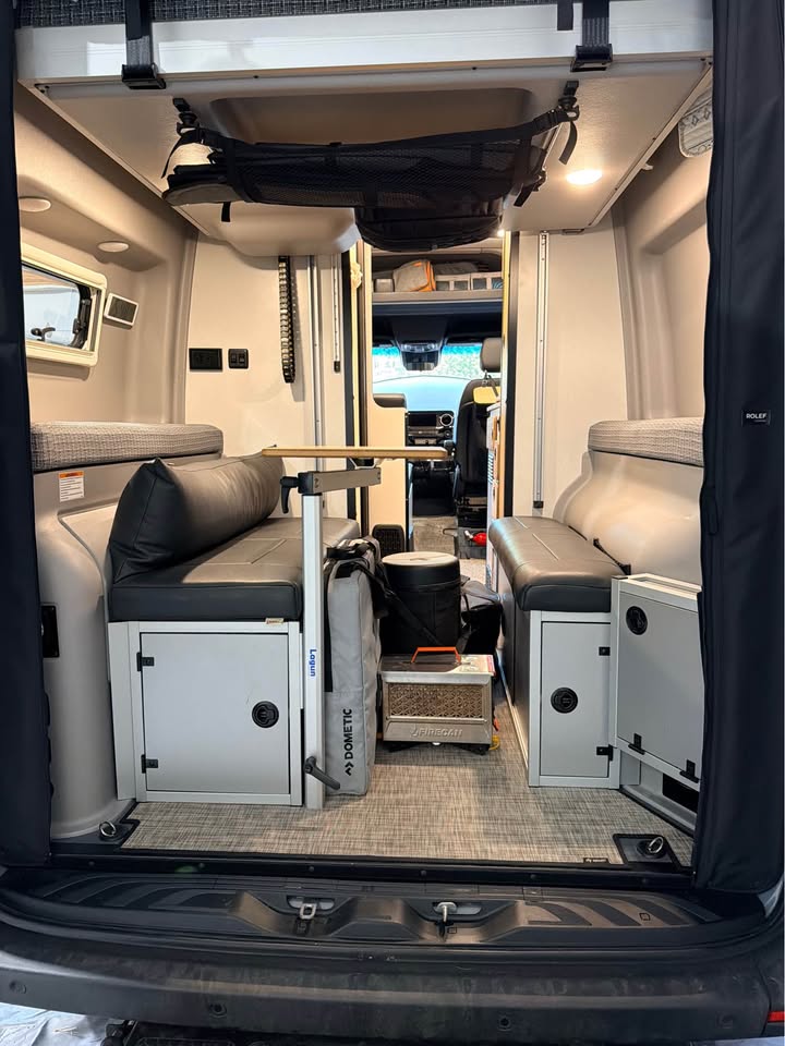 2024 Winnebago Revel 4x4 Sprinter in Portland, OR (photo 7) — photo 7