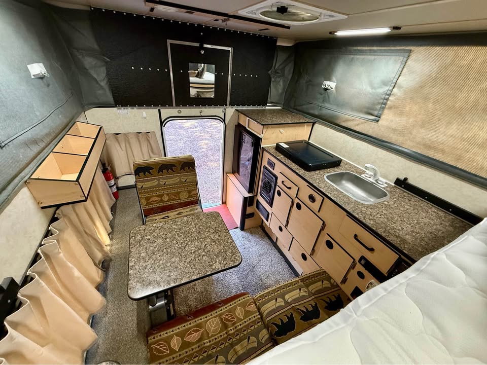 2022 Four Wheel Campers Hawk in Tahoe City, CA (photo 4) — photo 4