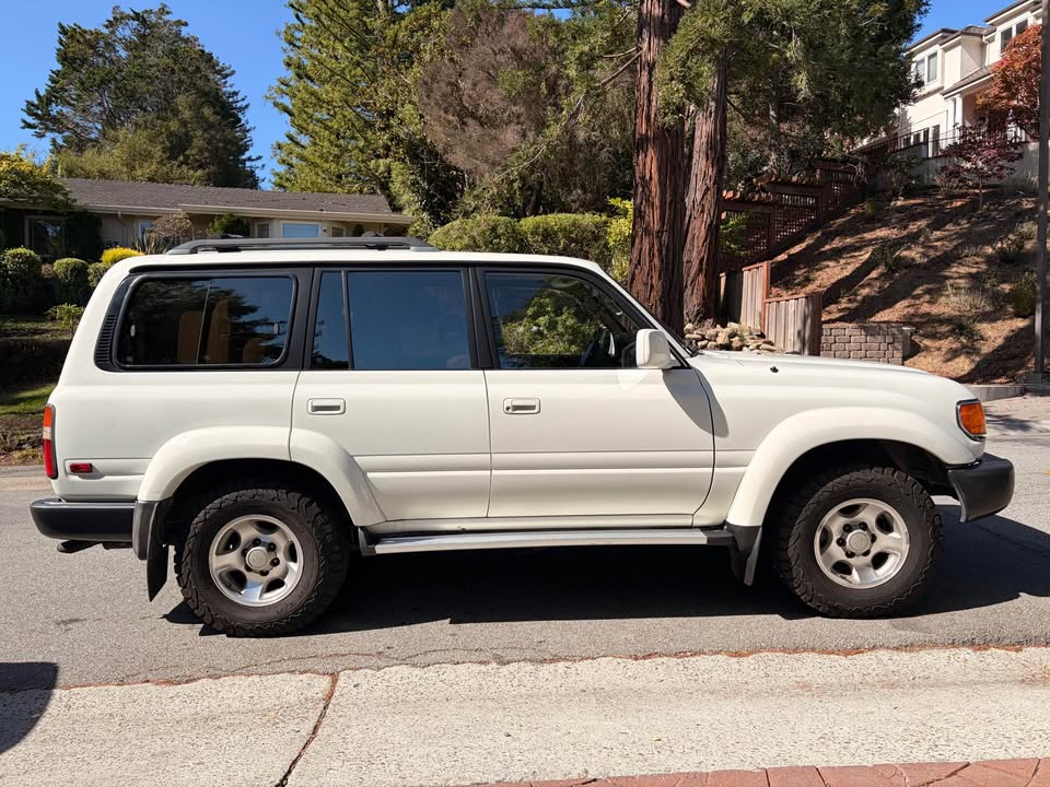 1997 Toyota Landcruiser in Hillsborough, CA (photo 2) — photo 2