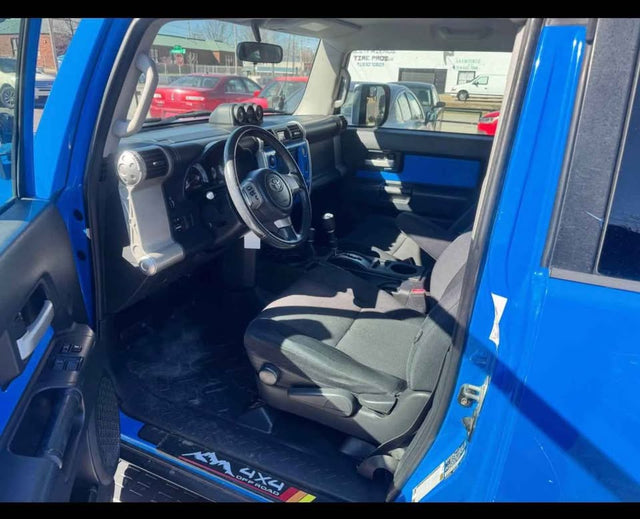 2007 Toyota FJ Cruiser — photo 2
