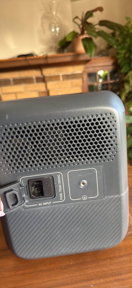 BLUETTI AC70 Portable Power Station 768Wh 1000W in San Francisco, CA (photo 2) — photo 2