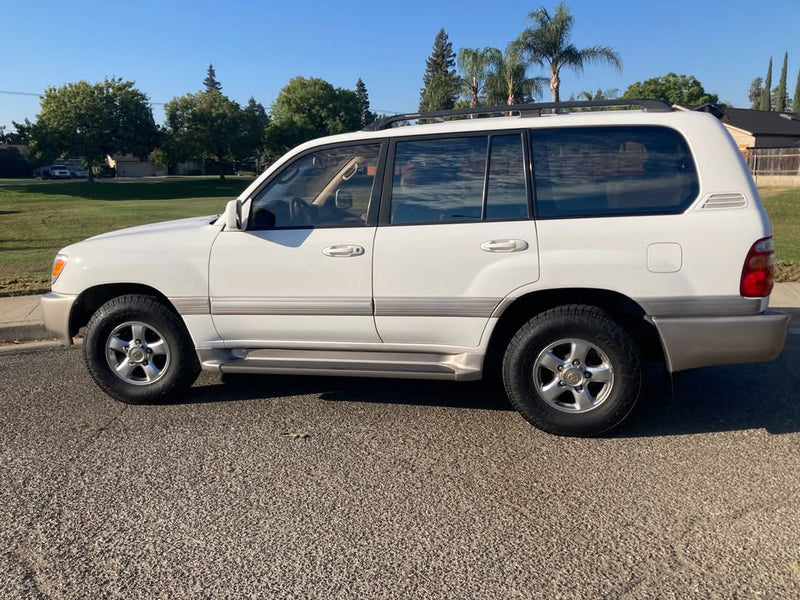 2000 Toyota Land Cruiser in Turlock, CA (photo 2) — photo 2