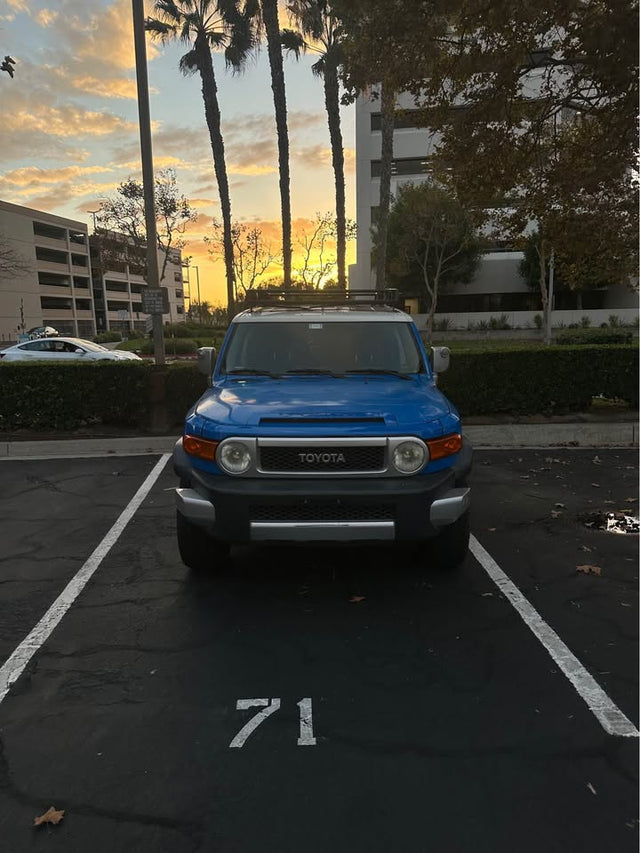 2007 Toyota FJ Cruiser · 4x4 — photo 2