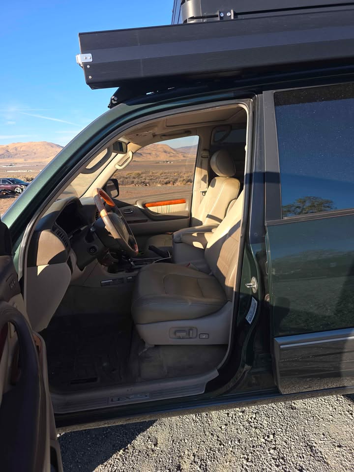 2000 Lexus LX 470 Overlander in Reno, NV (photo 2) — photo 2