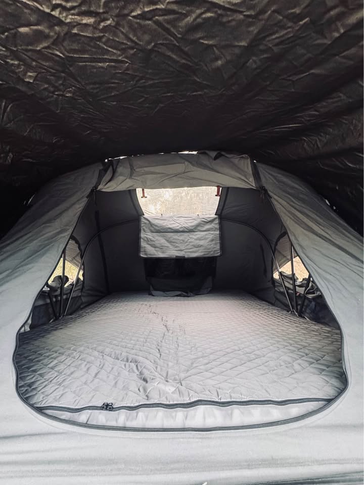 iKamper X-Cover 3.0 Rooftop Tent – Excellent Condition – Sleeps 4 RTT in Auburn, CA (photo 2) — photo 2