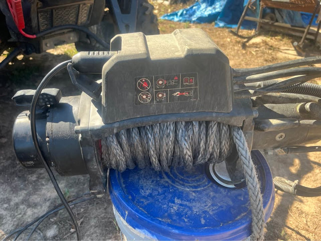 Warn winch — photo 2