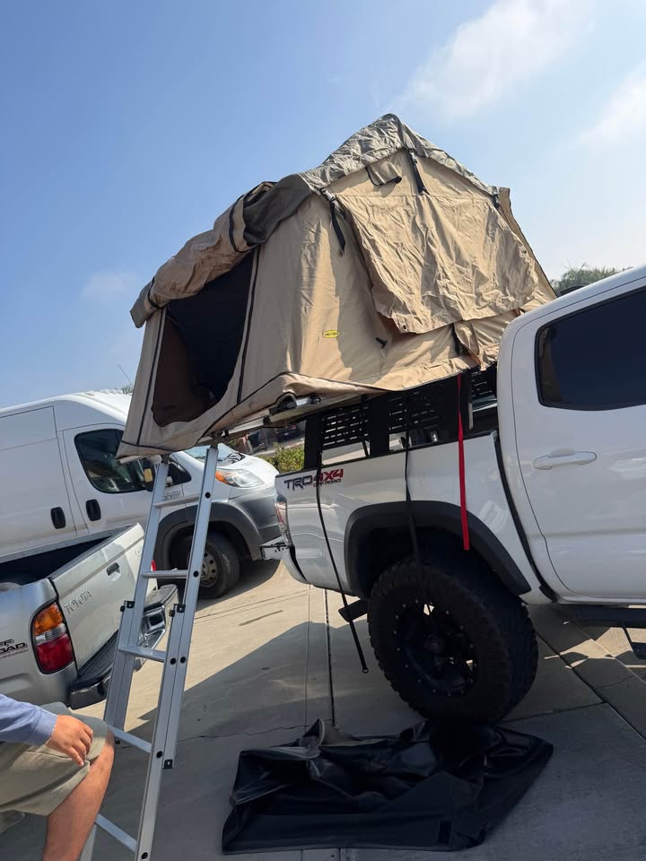 Smittybilt tent in Selma, CA (photo 2) — photo 2