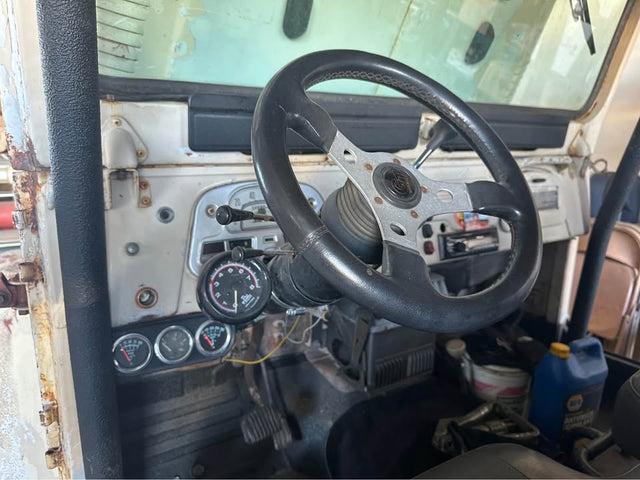 Toyota Land Cruiser FJ40 — photo 2