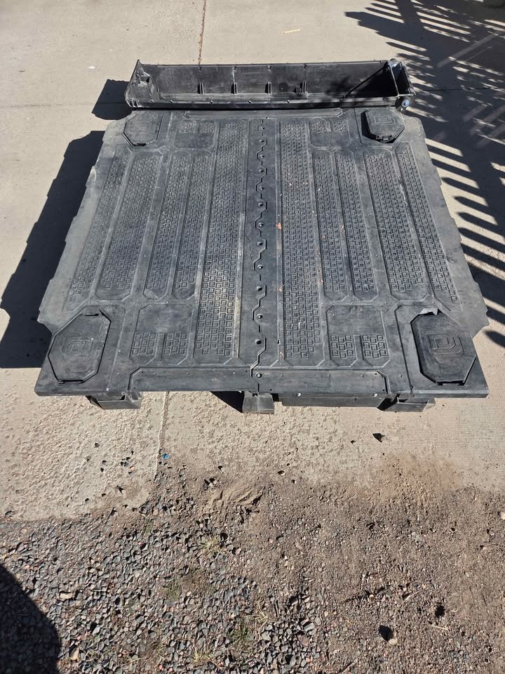Decked system-2023 Sierra 2500 in Cheyenne, WY (photo 2) — photo 2