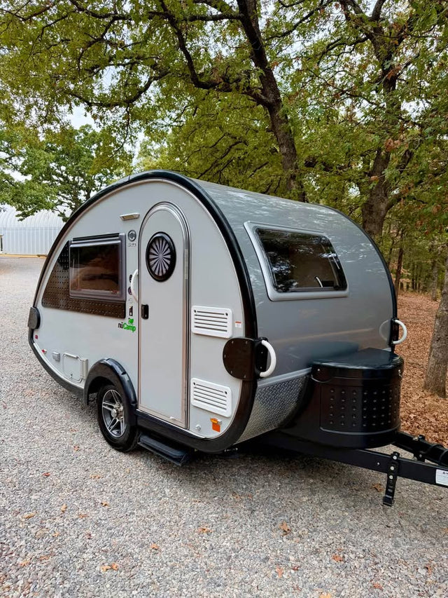 2018 NuCamp TAB 320 S Teardrop Trailer — photo 2