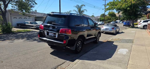 2009 Lexus LX · LX 570 Sport Utility 4D — photo 2