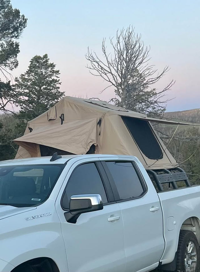 Smittybilt GEN1 rooftop tent — photo 2