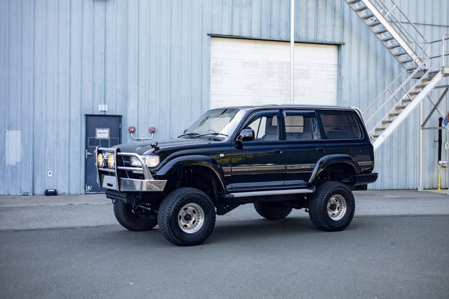 1993 Toyota Land Cruiser VX Limited — photo 2