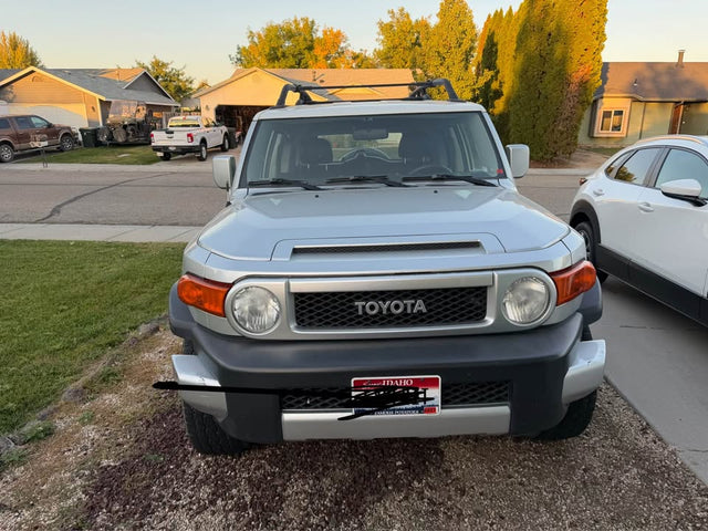 2008 Toyota FJ Cruiser · Sport Utility 2D — photo 2