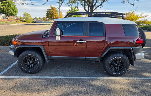 2008 Toyota FJ Cruiser · Sport Utility 2D — photo 2