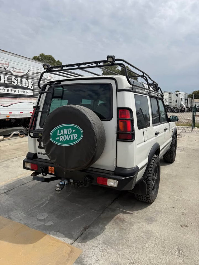 2004 Land Rover Discovery Series II · SE7 Sport Utility 4D — photo 2