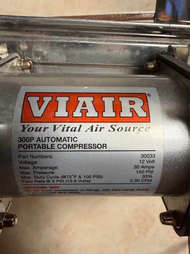 VIAIR 300P Automatic Portable Compressor 12V 150 PSI — photo 2