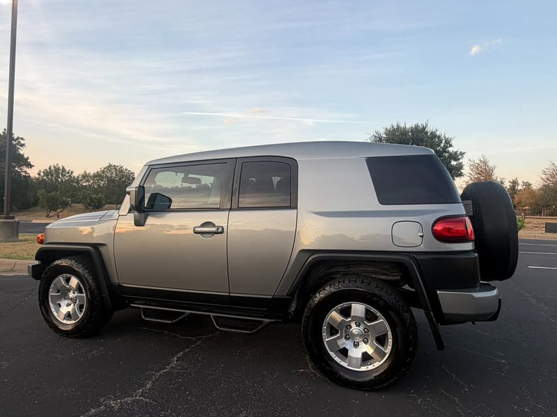 2010 Toyota FJ Cruiser - Backup Camera - Bluetooth - 1-Owner - Clean Title - 176K Miles in Cedar Park, TX (photo 2) — photo 2