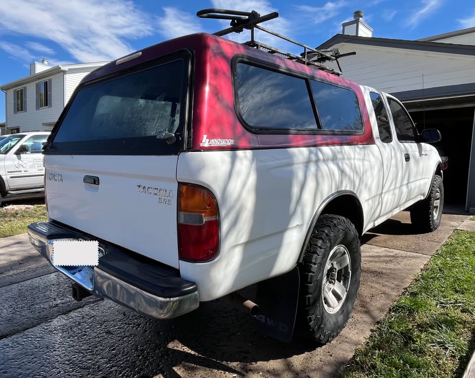 2000 Toyota Tacoma SR5 in Aurora, CO (photo 2) — photo 2